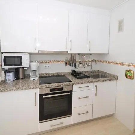 Mit Balkon Und Direktem Meerblick Apartment